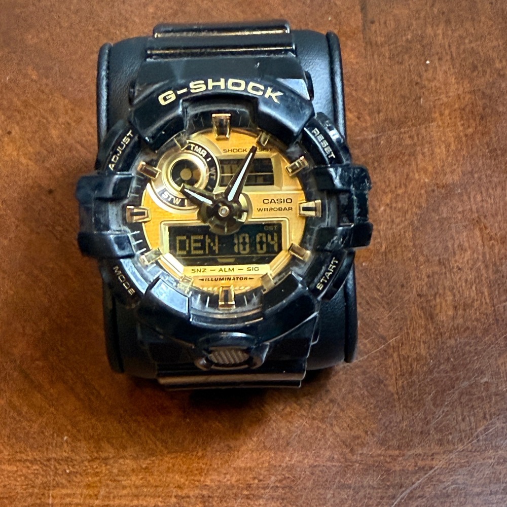 Casio G-Shock GA-710GB Black Gold Analog Digital Watch 5522 Shock Resist 200M